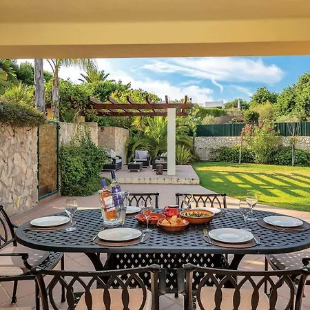 Carvoeiro Sleeps 8 Air Con Wifi فيلة
