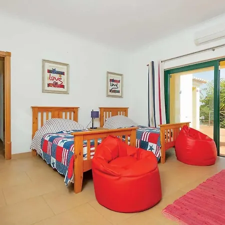 Carvoeiro Sleeps 8 Air Con Wifi كارفويرو
