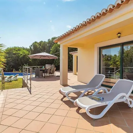 Villa Carvoeiro Sleeps 8 Air Con Wifi *