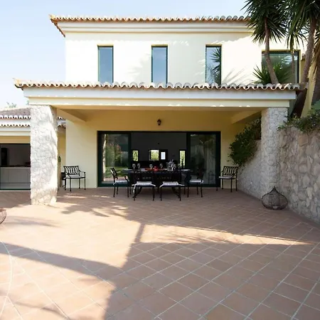 Carvoeiro Sleeps 8 Air Con Wifi Villa *